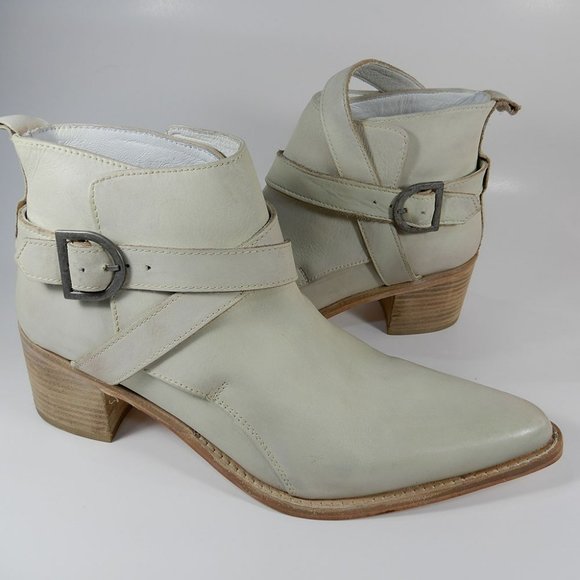 FREE PEOPLE Back Loop Ankle BOOTS Size 39.5 9.5 Ecru Leather Western NEW $148 - Picture 13 of 14